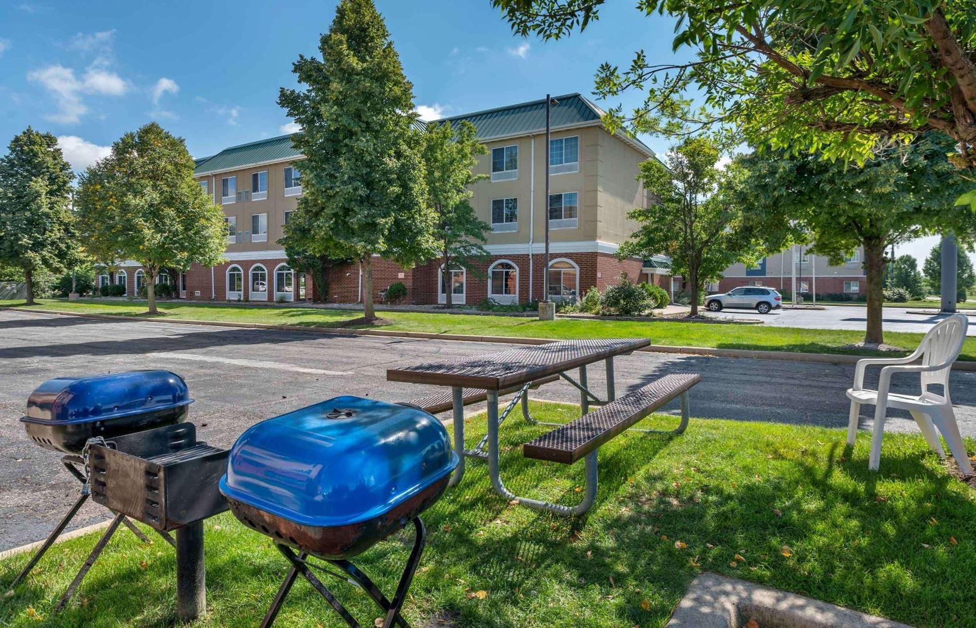 Extended Stay America Suites - Merrillville - Us Rte 30 Exterior photo